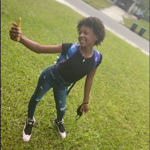 Meet your Posher, Robyn